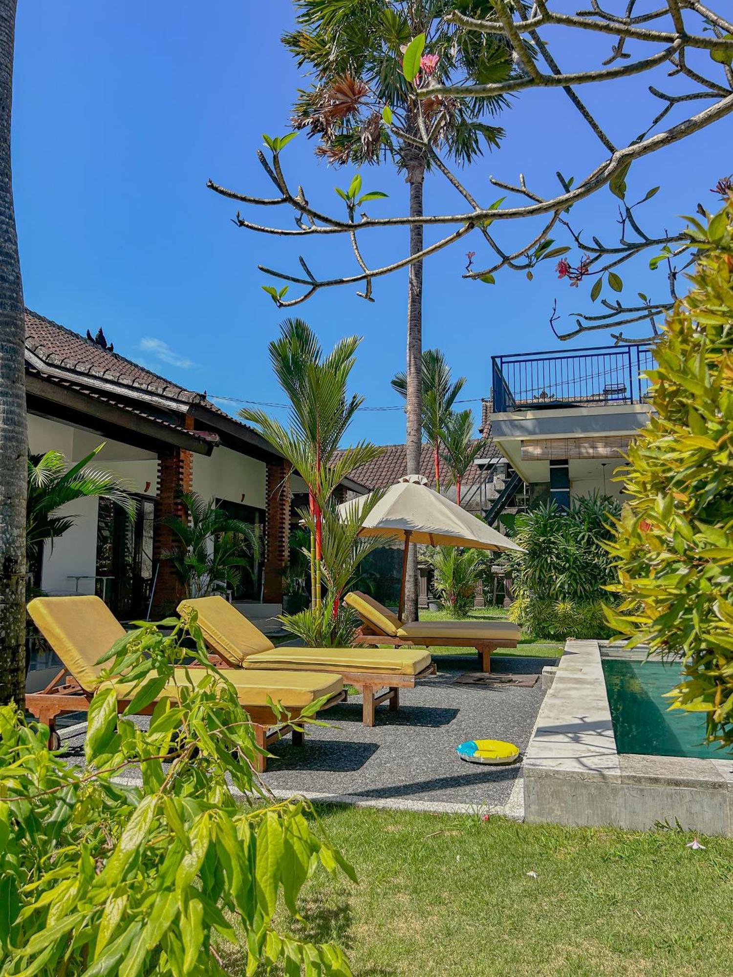 Lemon Bed & Breakfast 3*