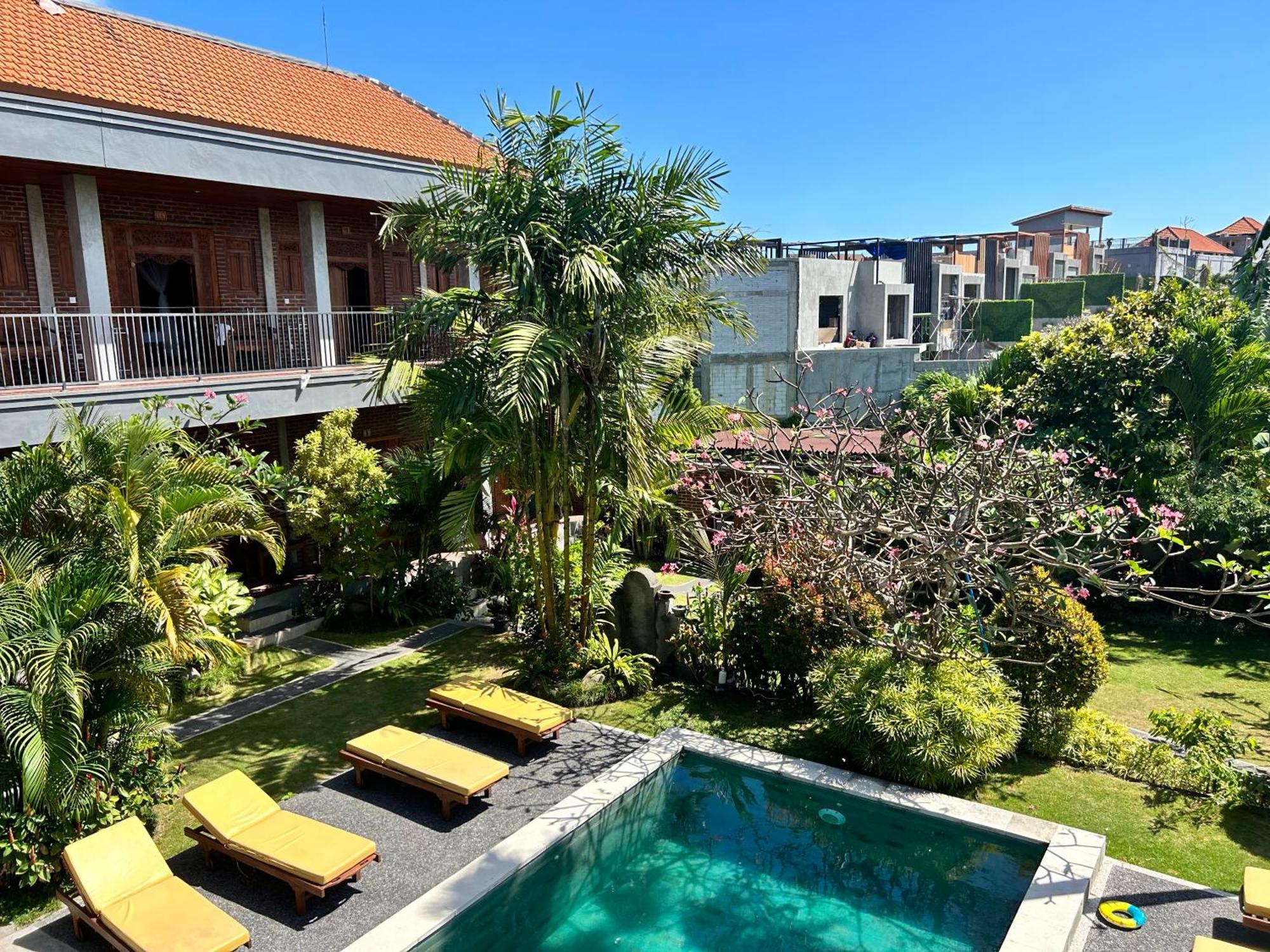 Lemon Bed & Breakfast 3*